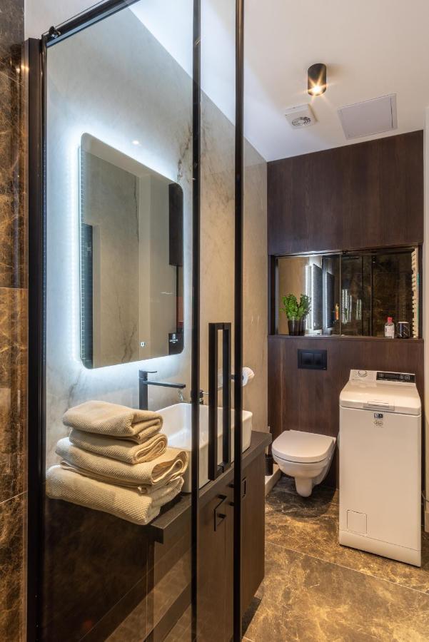 Old Town Apartment L Self Check In فيلنيوس المظهر الخارجي الصورة