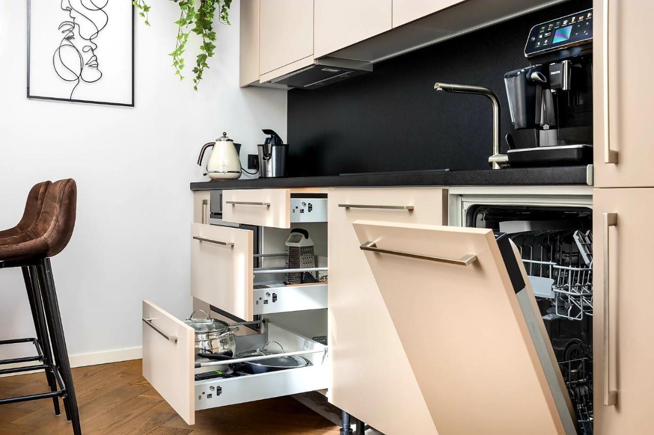 Old Town Apartment L Self Check In فيلنيوس المظهر الخارجي الصورة